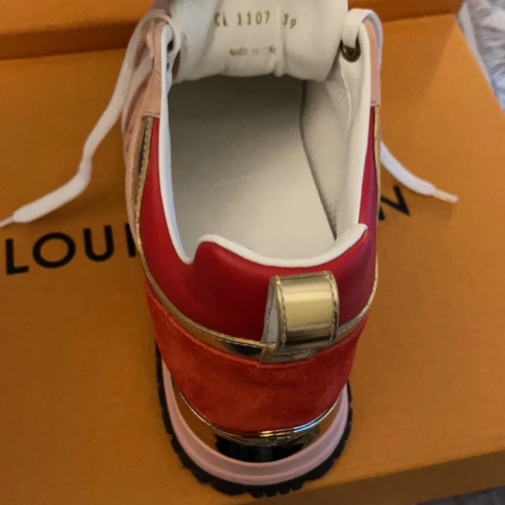 Louis Vuitton, size 39, pink, white, red,gold - Picture 5 of 5